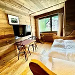 Luxe&charme - In&out * Crans-Montana